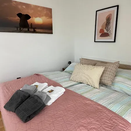 Mit Wintergarten In Bahnhofsnaehe