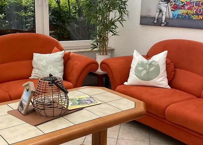 Mit Wintergarten In Bahnhofsnaehe Apartament *